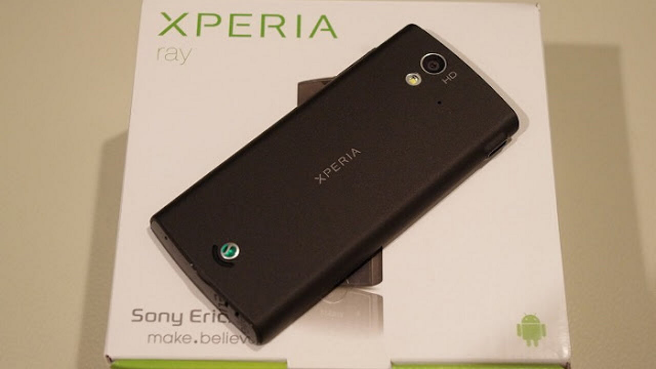 つぶやきやすい北米版「Xperia Ray（ST18a）」が届きました