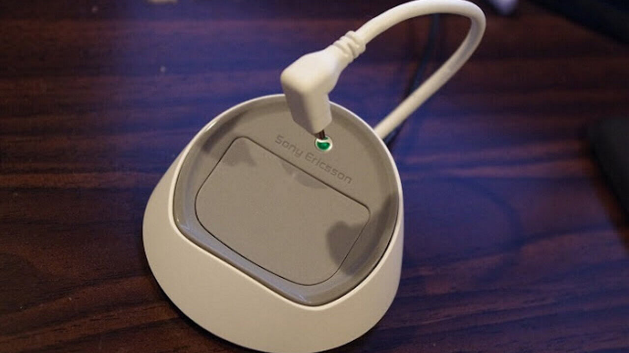 Sony Ericsson LiveDock