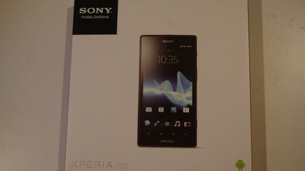 3G通信機能強化版「Xperia Ion（LT28h）」レッドが届きました