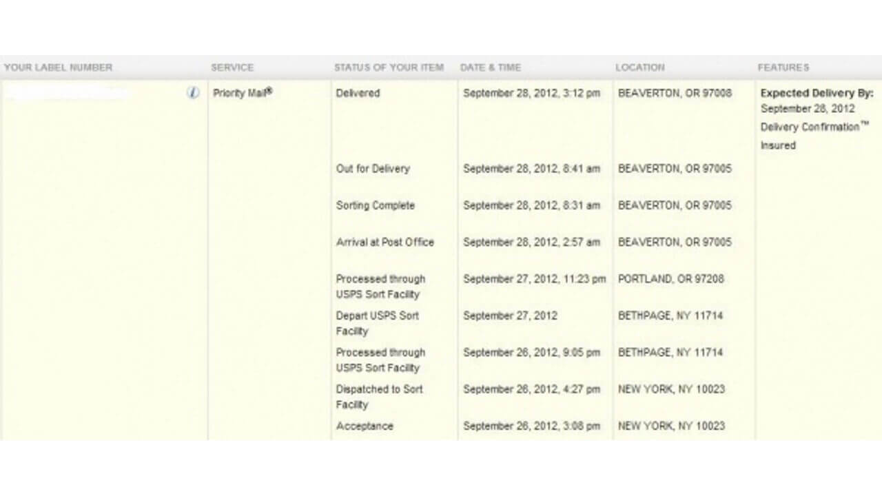 CUSHNIE ET OCHS（クシュニーエオクス）仕様のHTC One Xが転送業者に到着いたしました