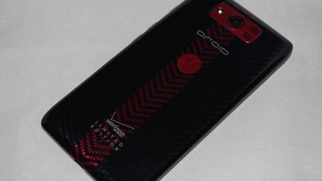 Motorola Droid Ultra Verizon社員限定版が届きました