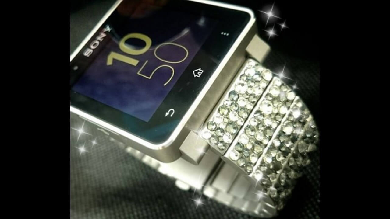 香港Sony限定スワロフスキーをあしらったBling Bling「SmartWatch 2」