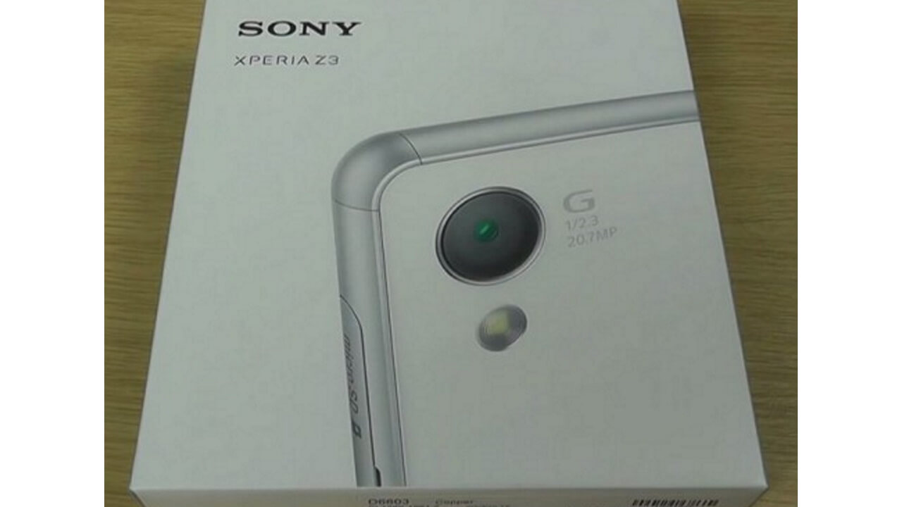 CloveによるXperia Z3（サンプル）の開封動画