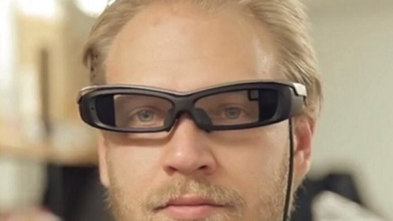 Sonyの透過式メガネ型端末「SmartEyeglass」を活用したデモ動画