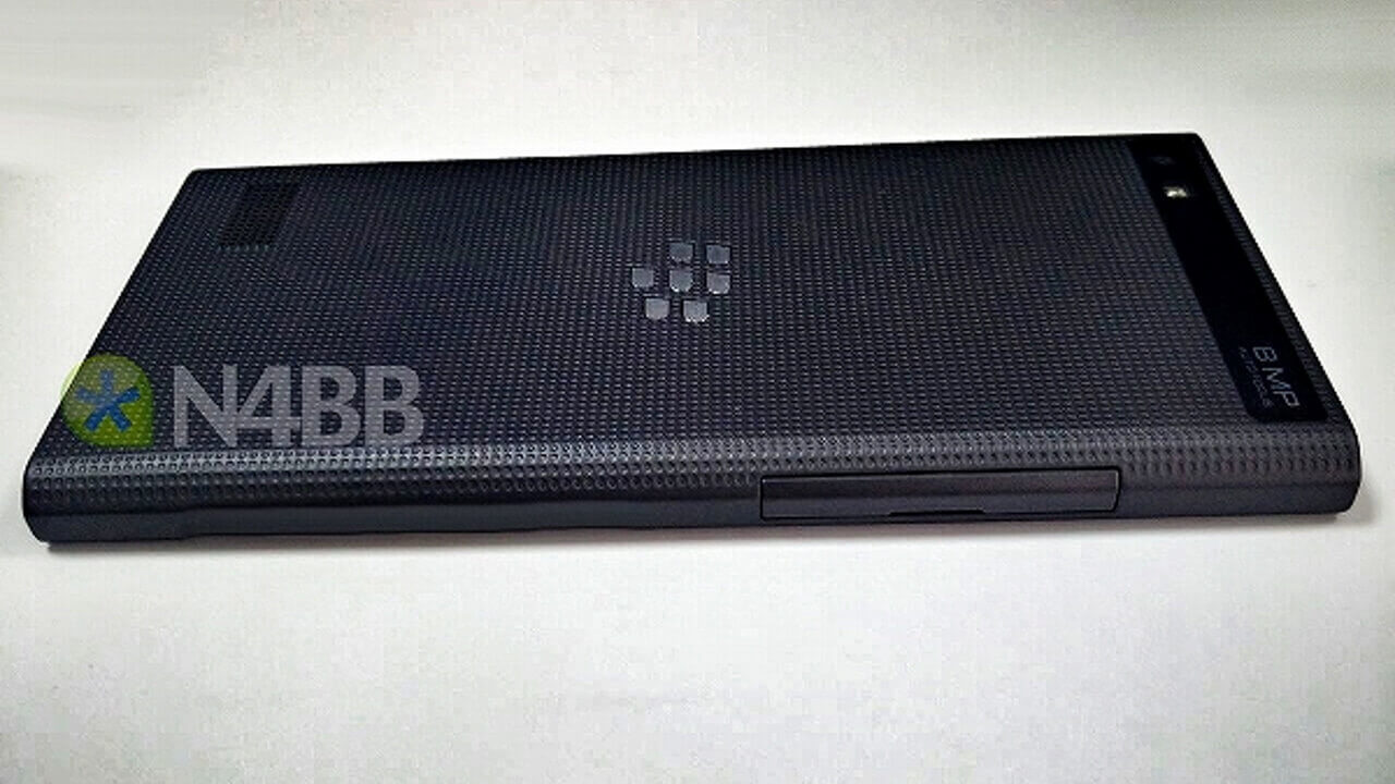 ミドルレンジ「BlackBerry Leap（Rio）」実機画像流出