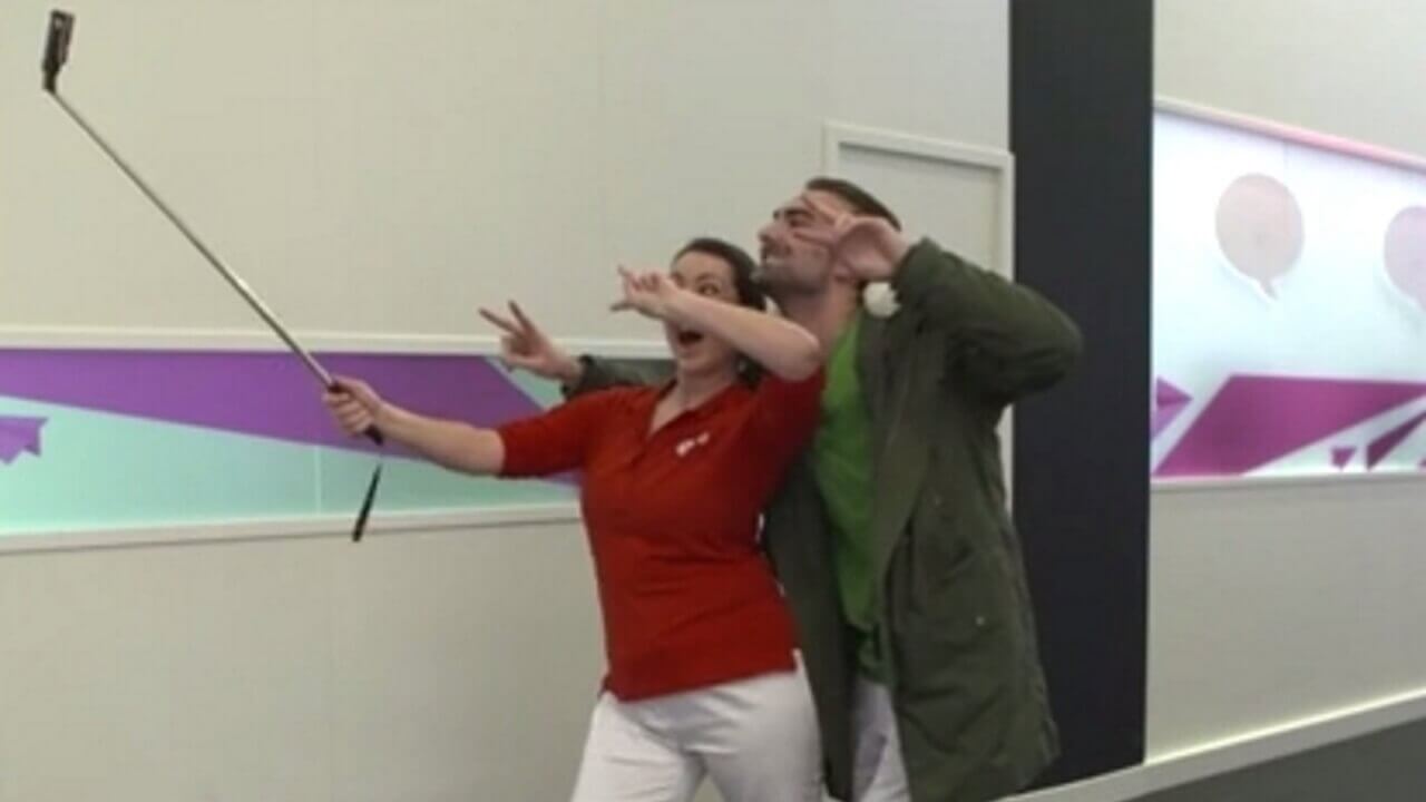 LG、MWC 2015展示製品を紹介するコミカルな動画公開