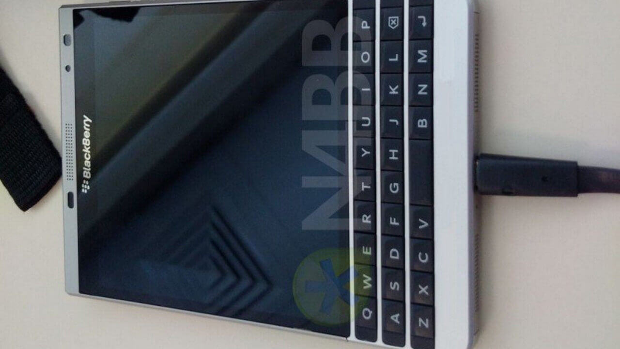 BlackBerry Passport後継「BlackBerry Oslo」実機画像とスペック