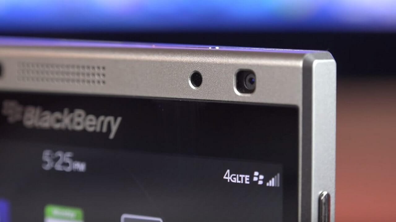 「BlackBerry Passport Silver Edition」開封ハンズオン動画