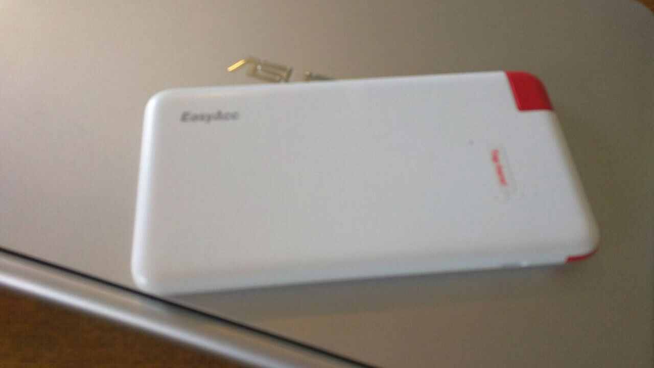 USBケーブル付4,000mAhモバイルバッテリー「EastAcc POWER BANK」レビュー