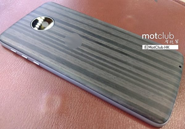Moto Mods-3