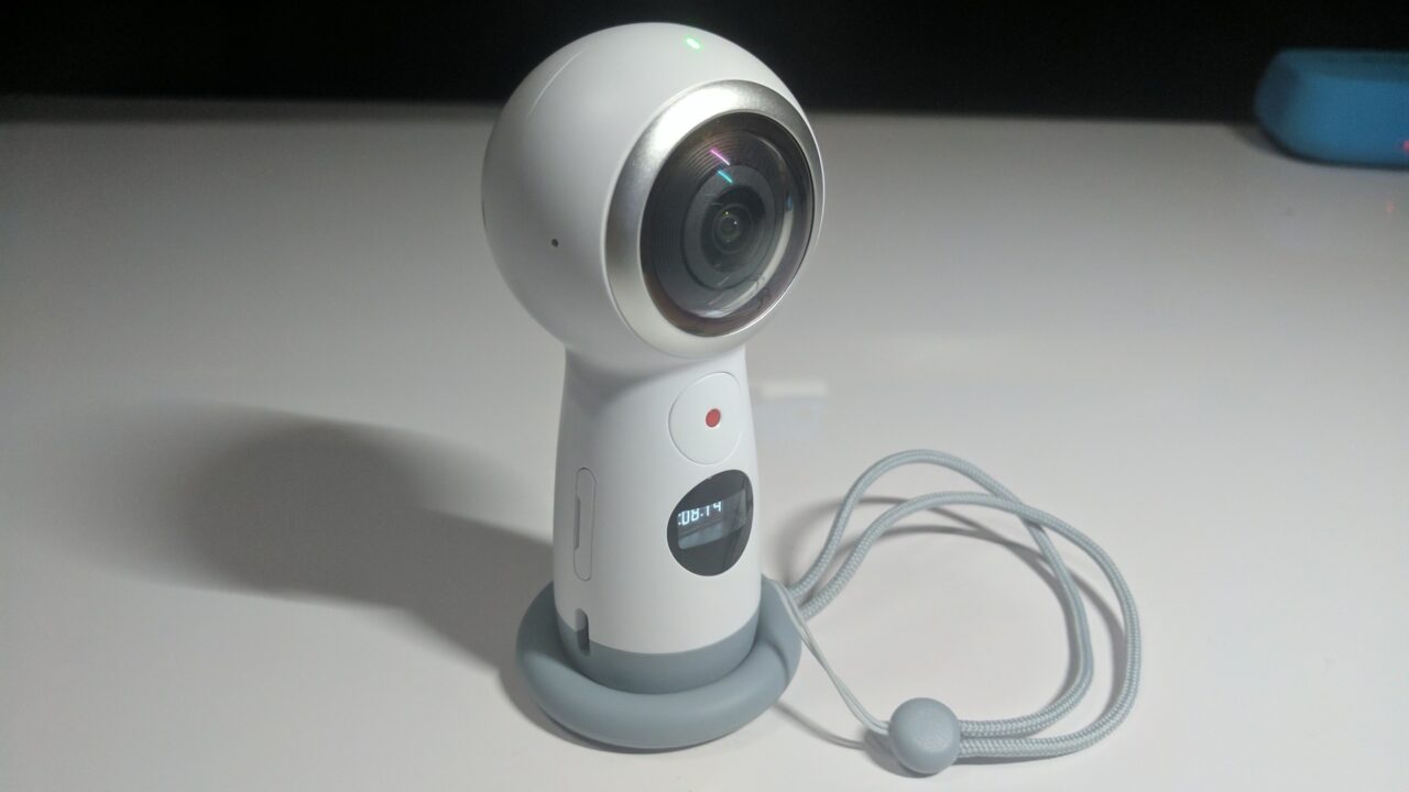 Gear 360（2017）Windowsソフト「Gear 360 ActionDirector」v2.0必須