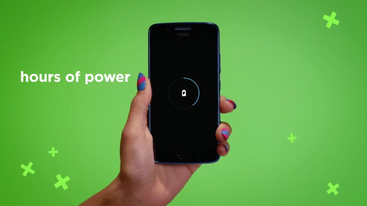 「Moto G5」限定Sapphire BlueのCM動画