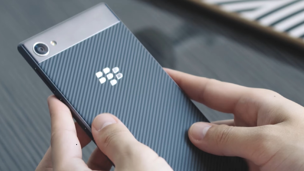 ファーストルック！「BlackBerry Motion」公式動画公開