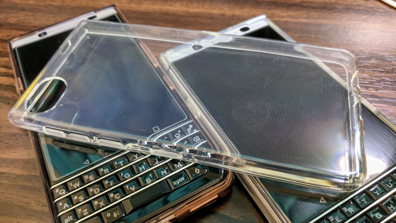 「BlackBerry Motion（Krypton）」用ケース到着【レポート】