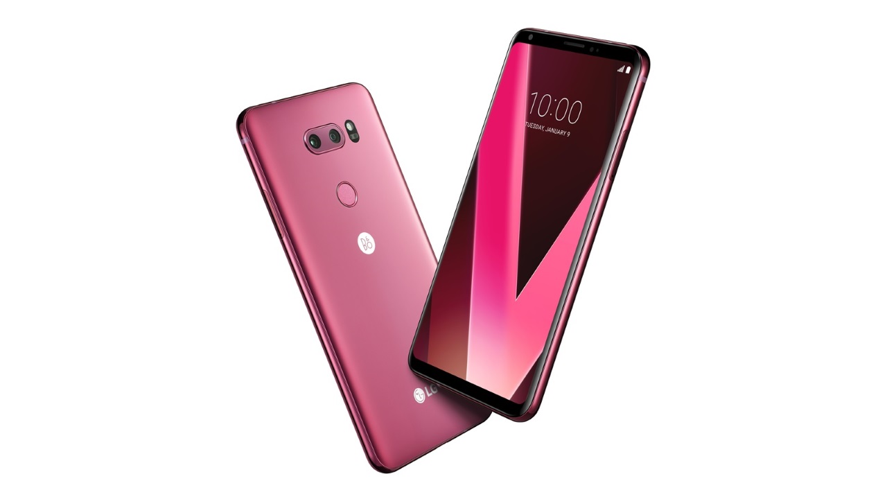 LG、「LG V30」新色ラズベリーローズ披露【CES 2018】