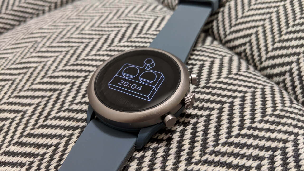 スピーカー非搭載【Fossil Sportレポート】