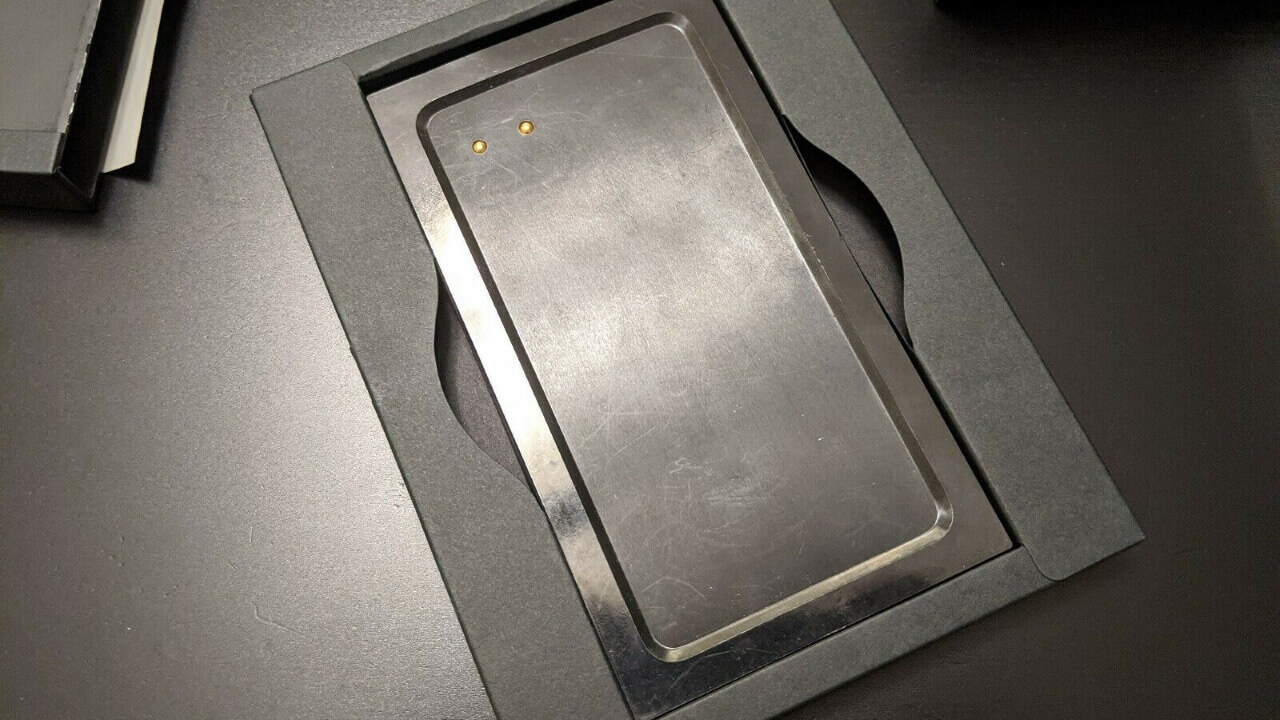 発売されなかった「Essential Phone」用充電ドックがebayに出品される