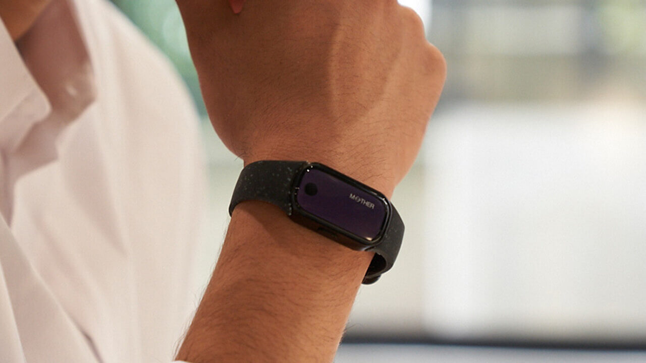 メディロム、世界初無充電ウェアラブル「MOTHER Bracelet」ついに予約開始