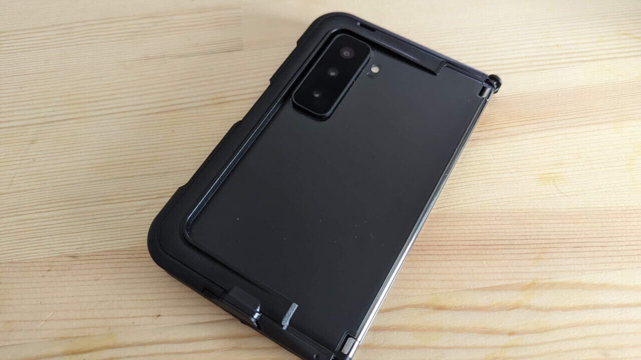 買うな危険！OtterBox製「Surface Duo 2」リベットケース【レビュー】