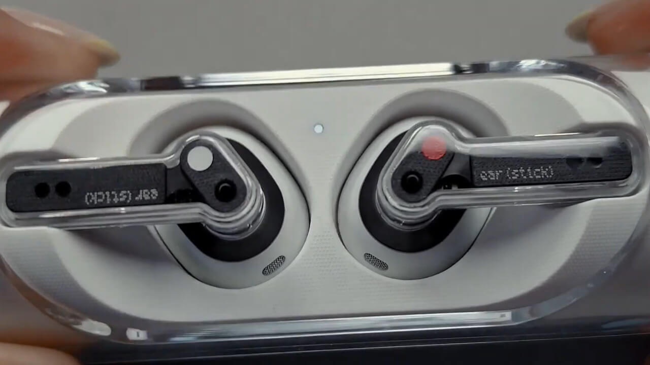 Nothing、新型ワイヤレスイヤホン「Ear (stick)」発表