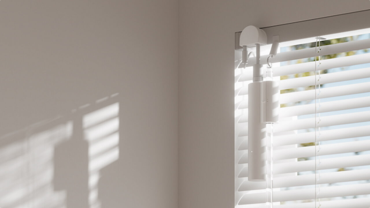 「SwitchBotブラインドポール」海外クラウドファンディング開始