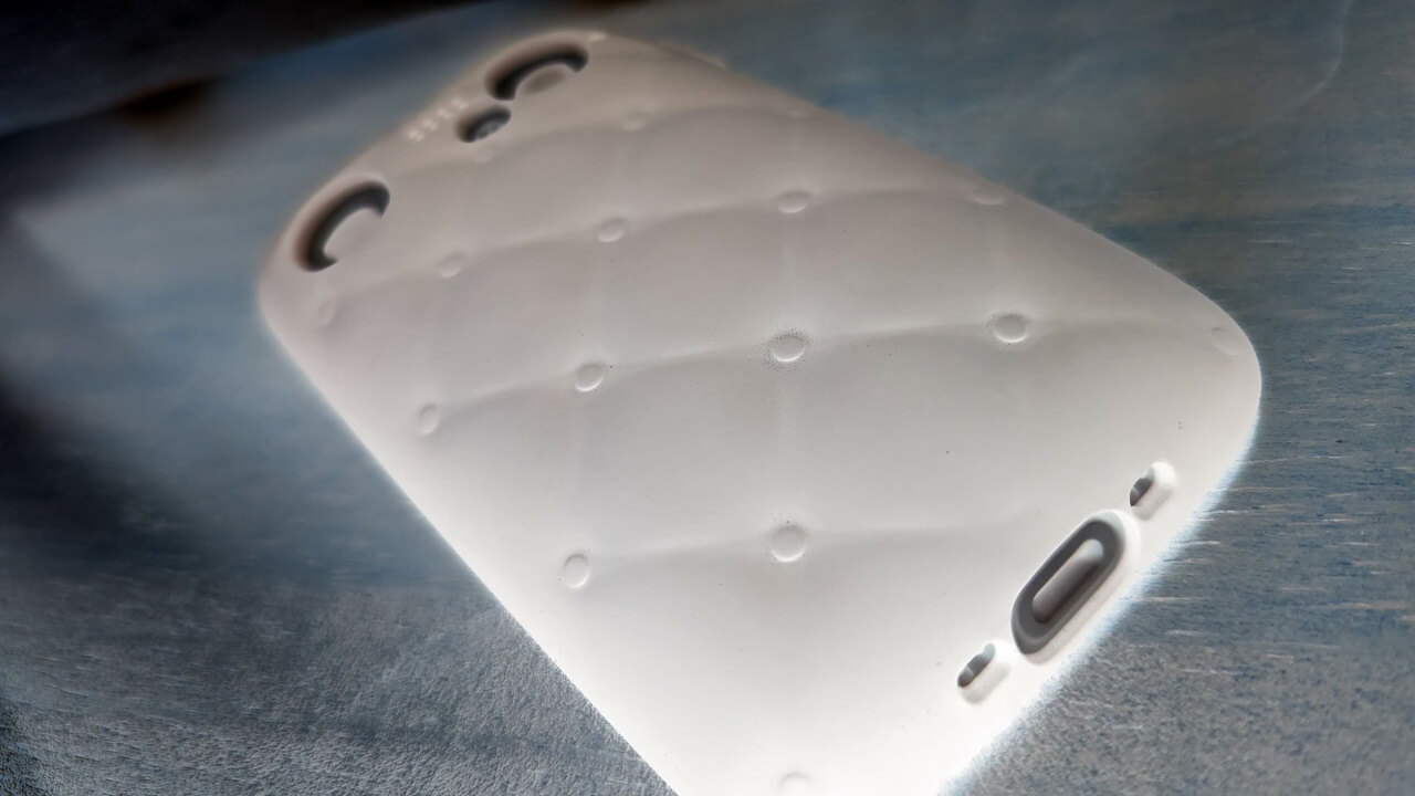 さようなら。BALMUDA、携帯端末事業終了