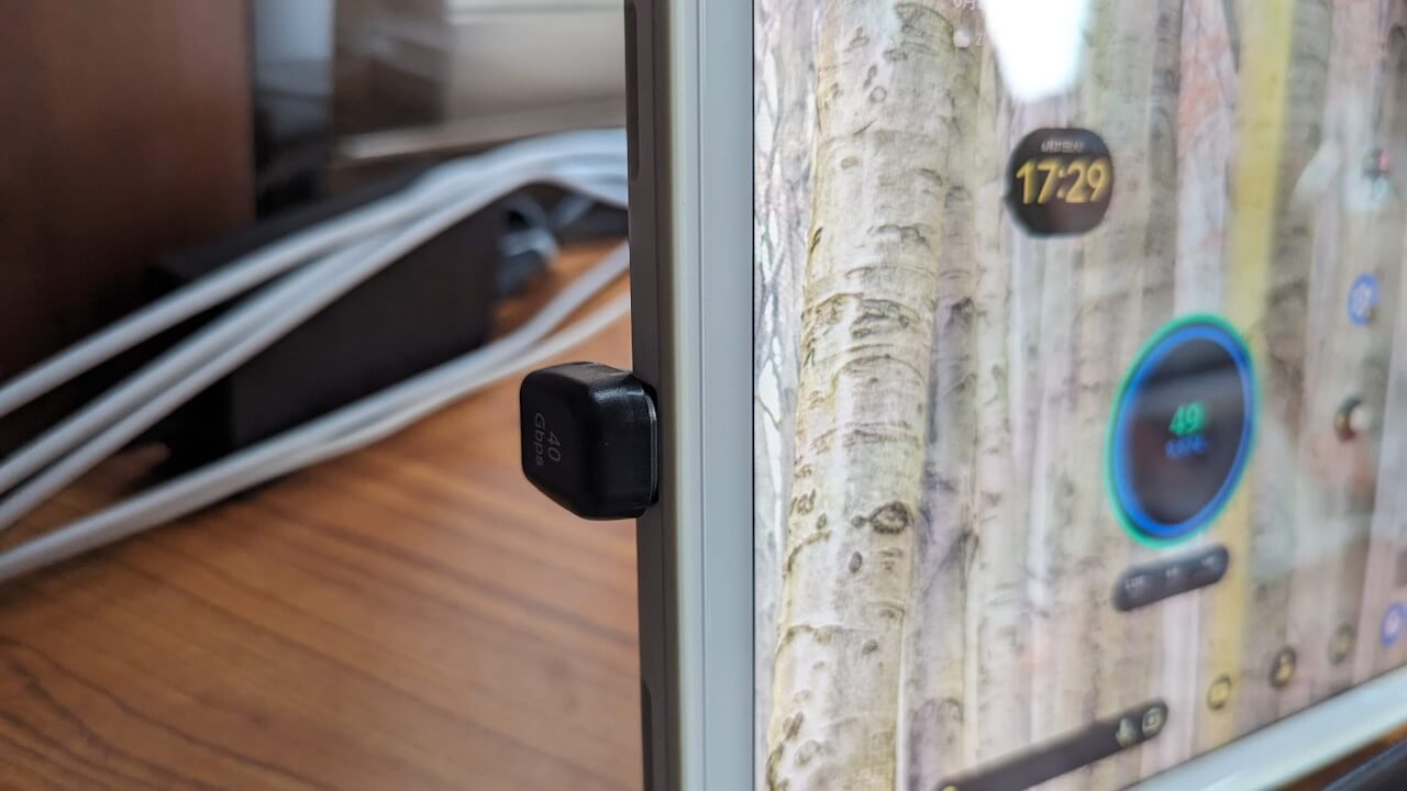 「Pixel Tablet」充電スピーカーホルダー/USB OTG併用不可