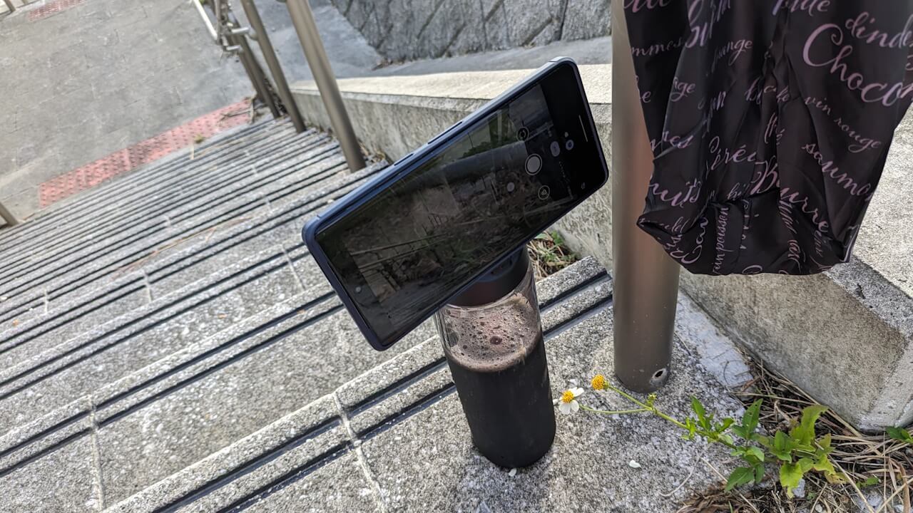 RHINOSHIELD AquaStand